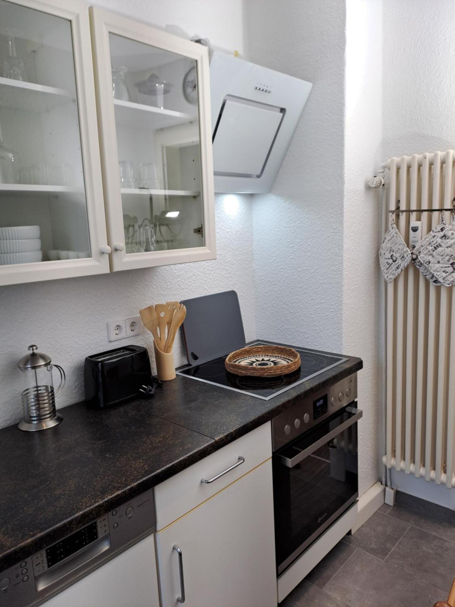 Apartment Burgk59, 3 Bedroom 6 Beds, Tv, Kitchen And Bath