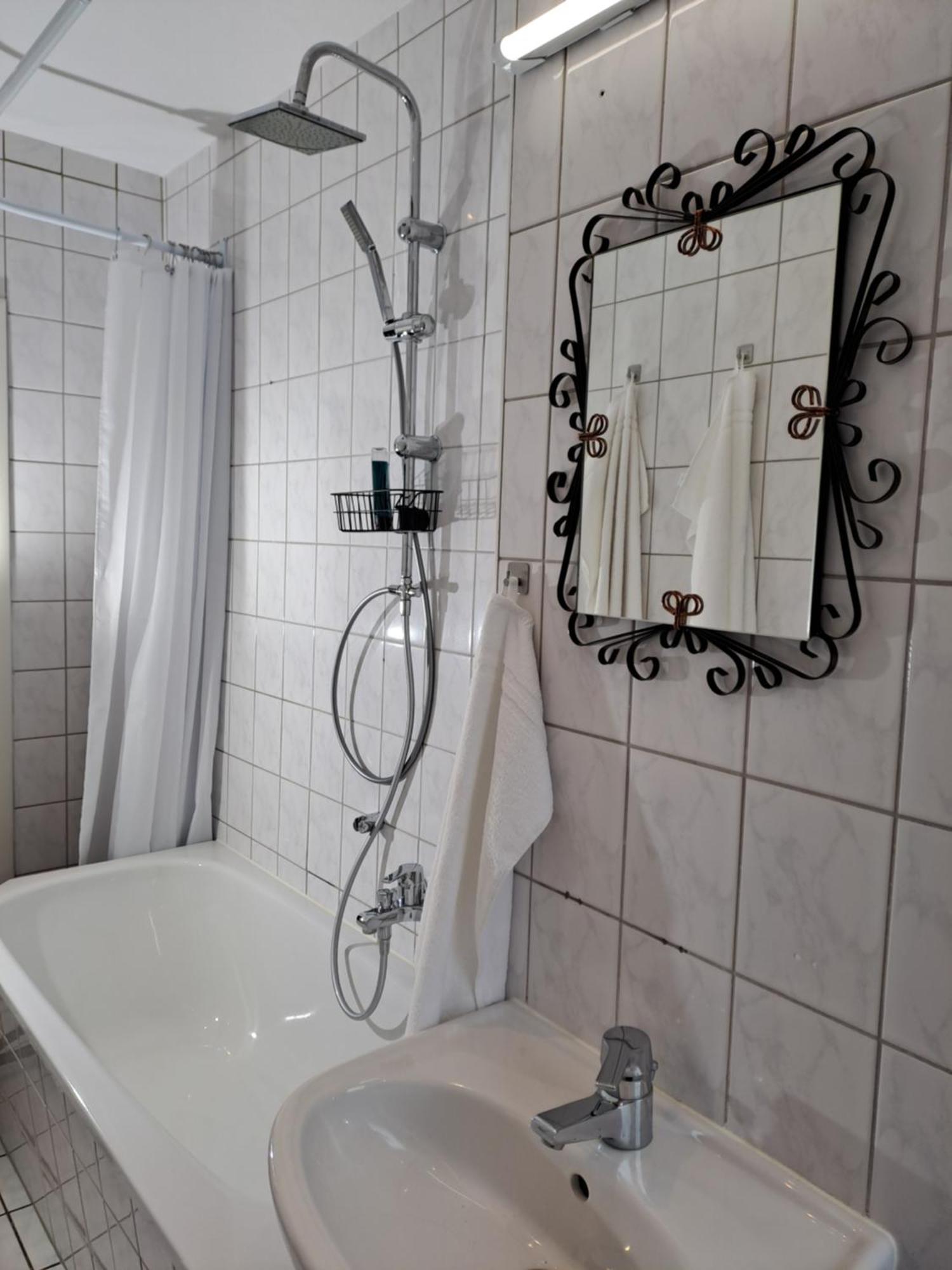 Burgk59, 3 Bedroom 6 Beds, Tv, Kitchen And Bath * Muldenstein